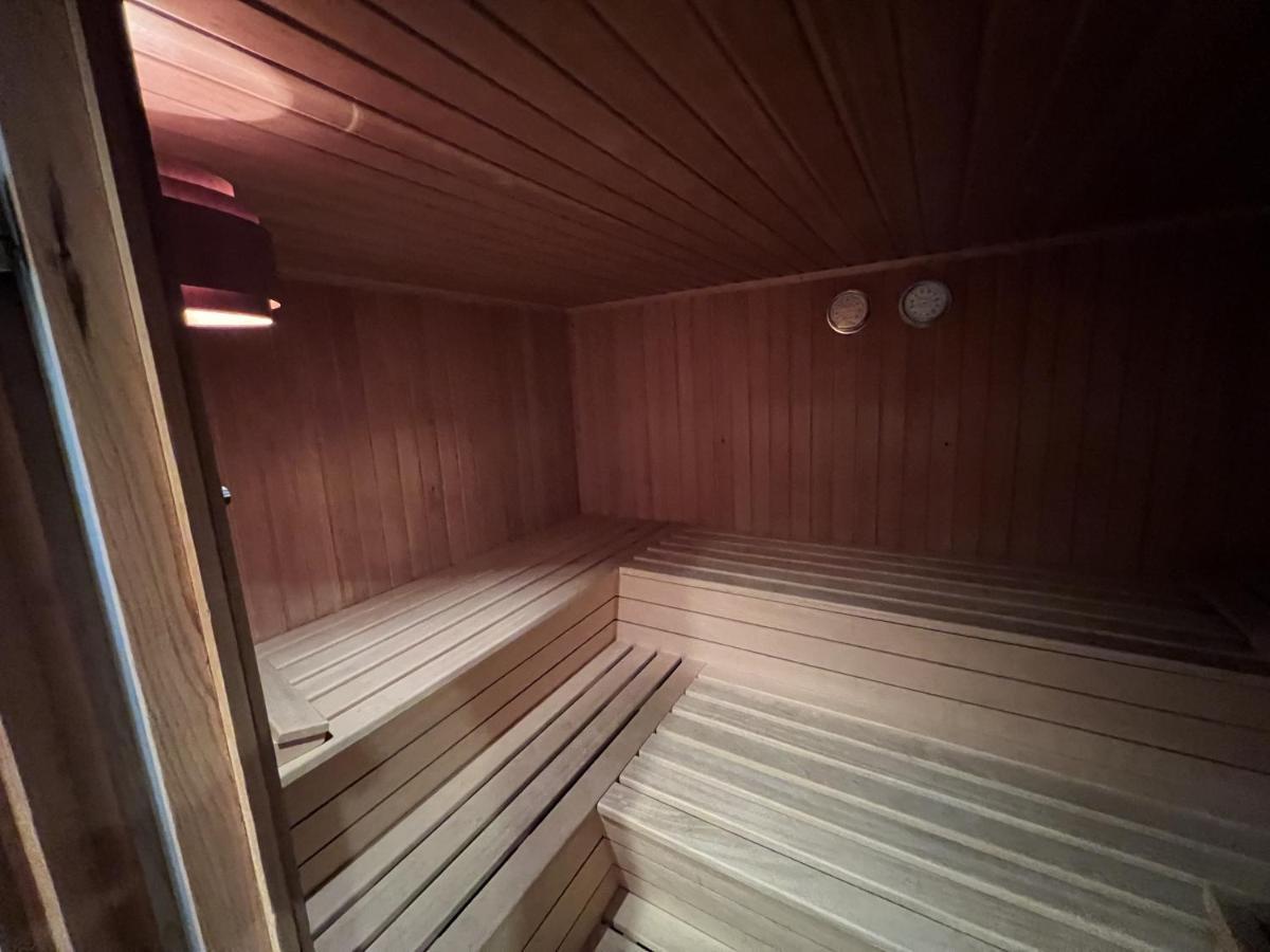 Apartment See-luen *