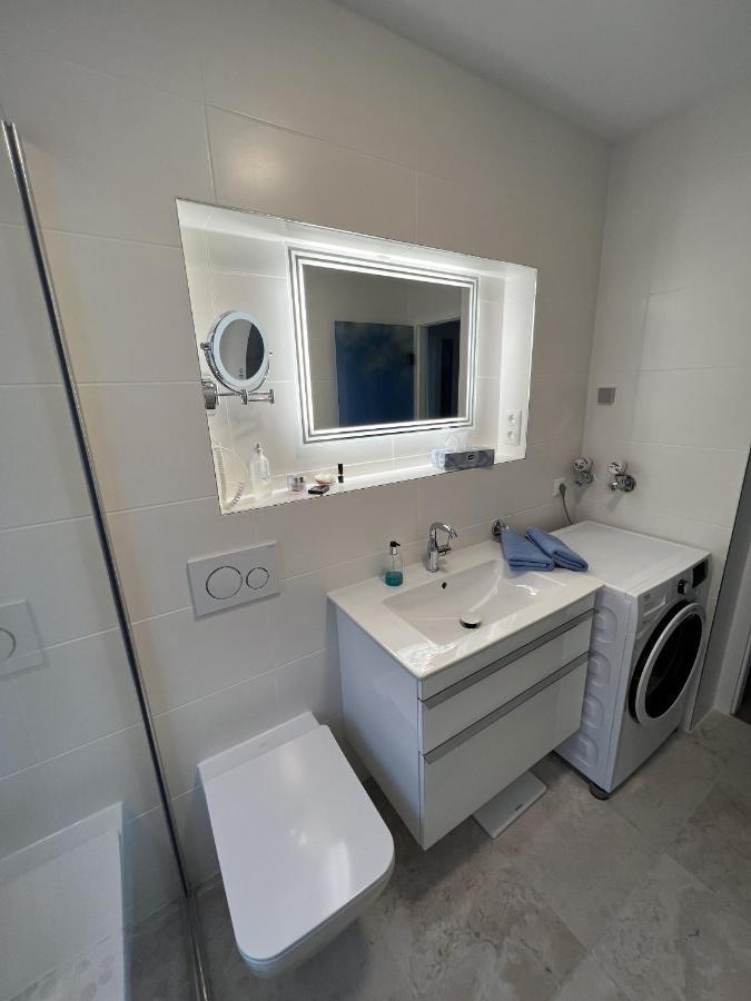 Apartment See-luen